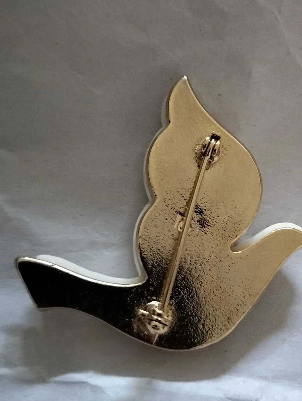 Vintage Liz Claiborne Signed LC Mother of Pearl Mosaic Dove Brooch Peace Bird